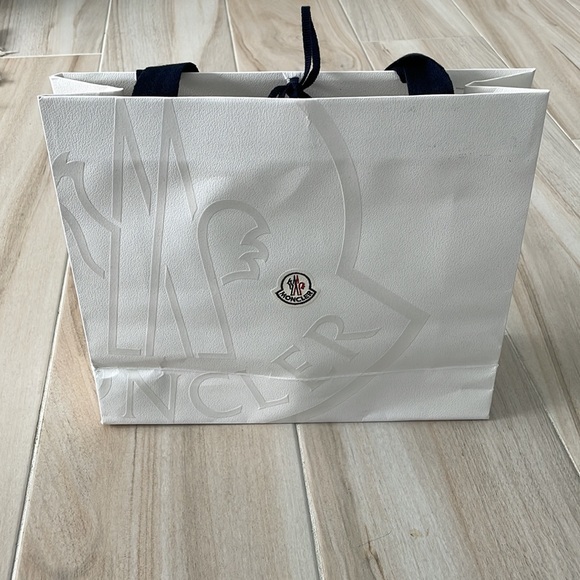 Moncler paper bag - Picture 4 of 4